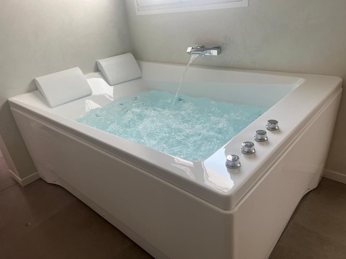 Spa Jungle Le Mesnil-Saint-Denis Zewnętrze zdjęcie